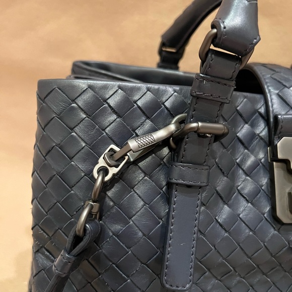 Bottega Veneta Navy Blue Intrecciato Leather Mini Roma Tote - Picture 4 of 7
